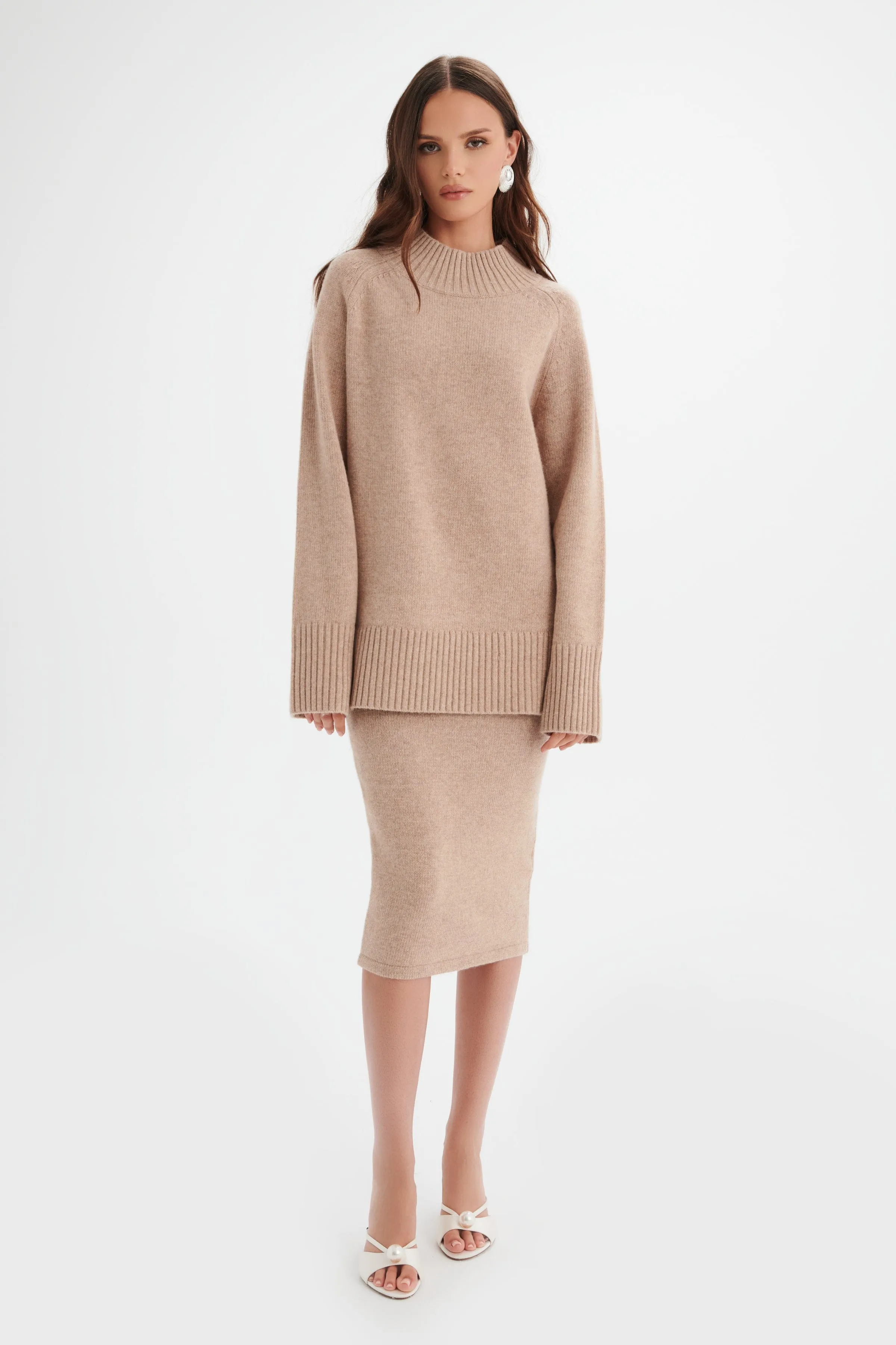 AMARI Knitted Cashmere Blend Jumper In Beige