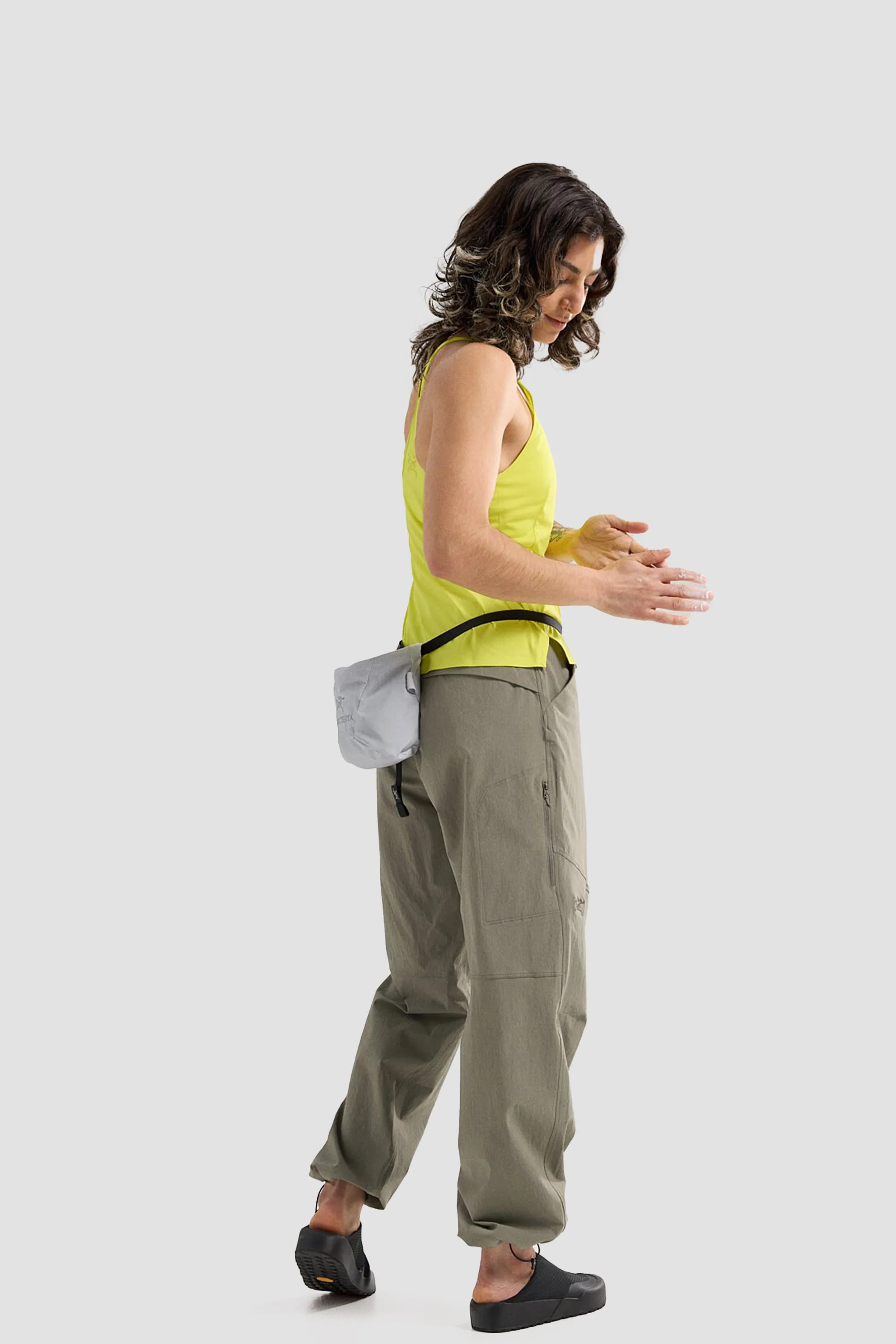 Arc'teryx Women's Clarkia Wide Leg Pant in Forage