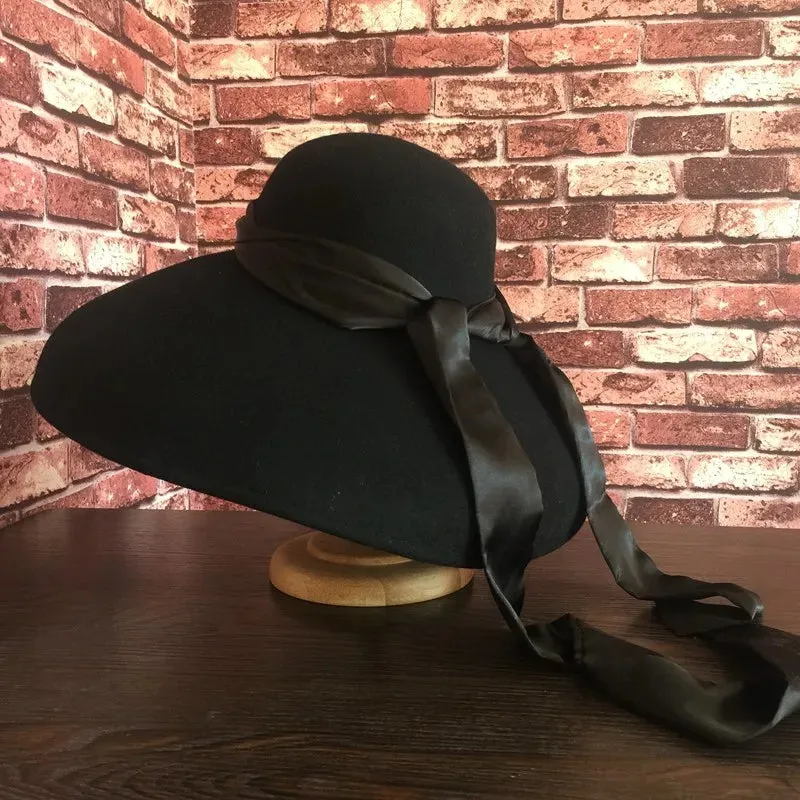 Audrey Hepburn Style Derby Hat