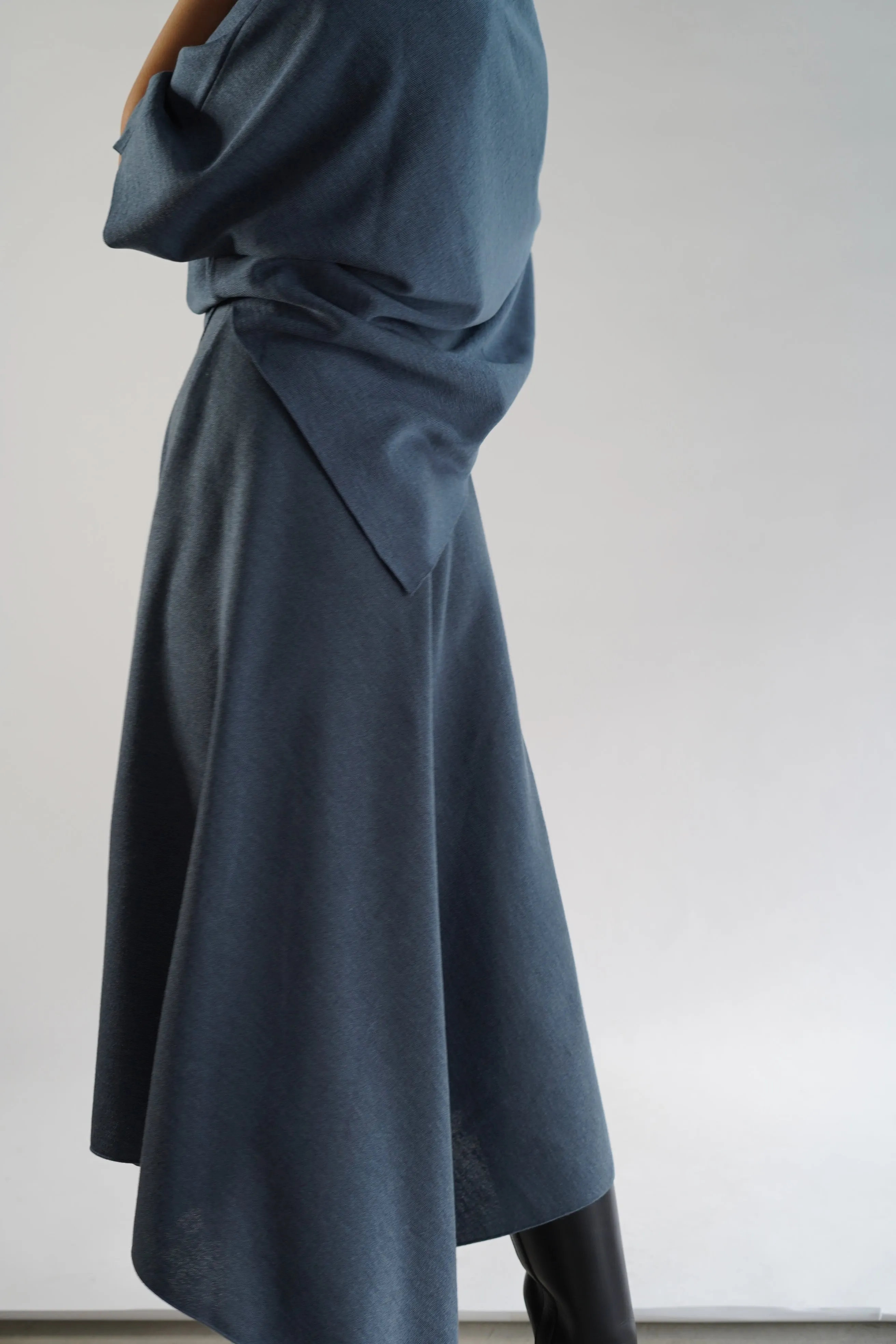 CRISTASEYA<br>DIAMANTE SKIRT<br>in BLUE