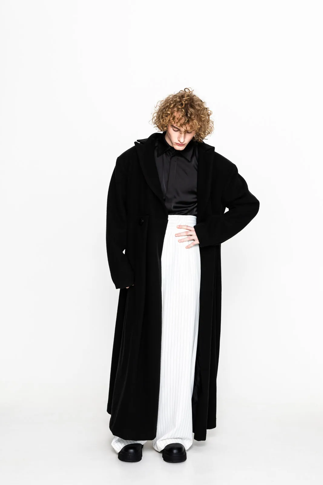 Erbe Coat Black