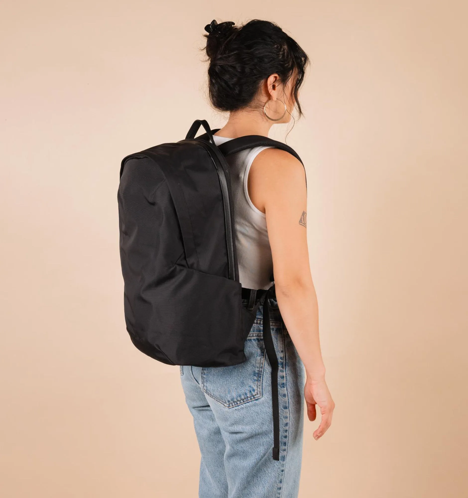 Moment Everything Backpack 17L