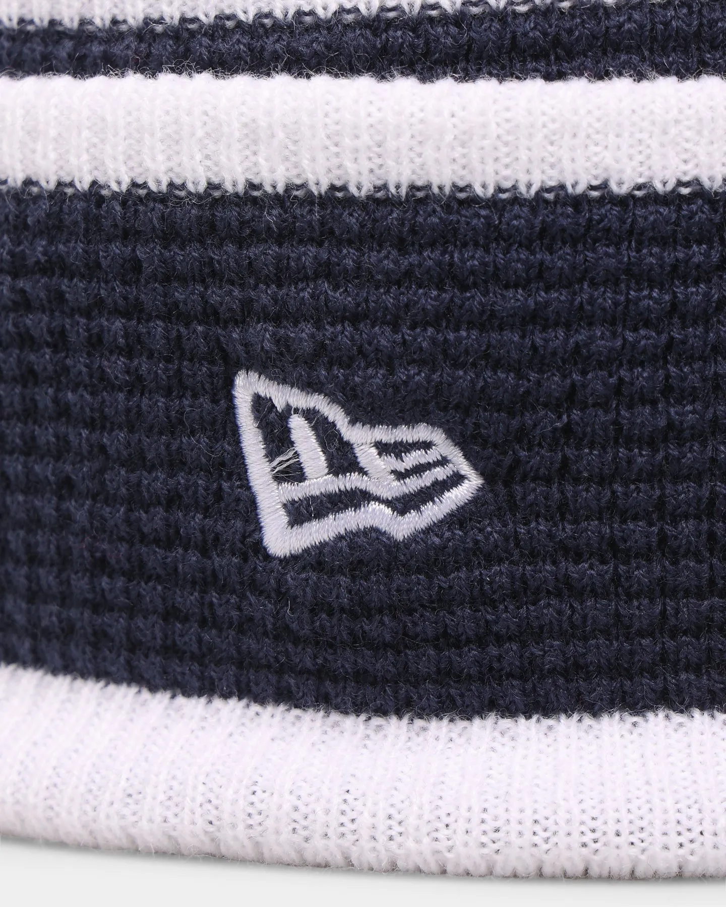 New Era Dallas Cowboys 'NFL '22 Waffle' Pom Knit Beanie OTC