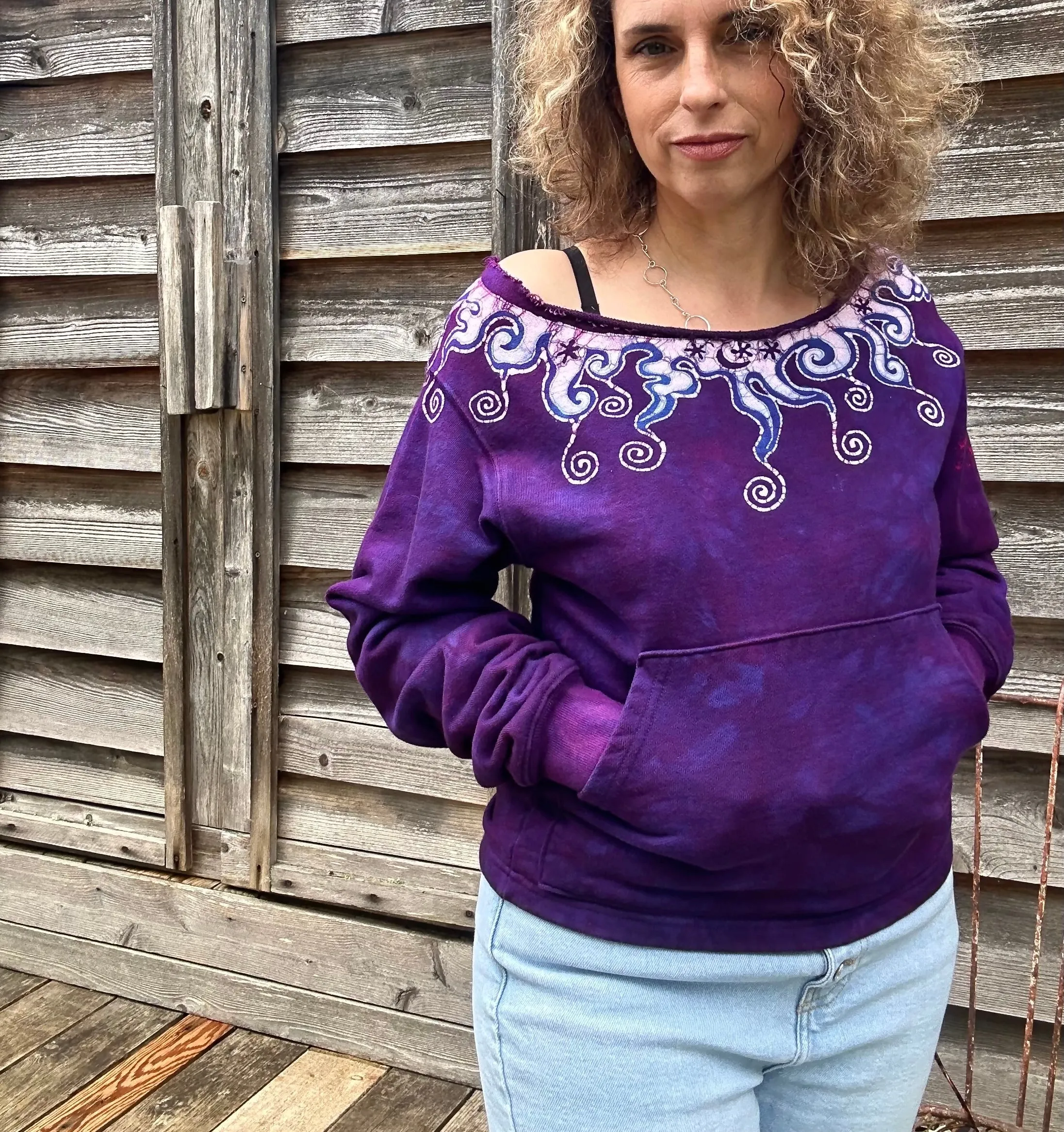 Purple Flames Batik Necklace Long Sleeve Pullover Tee