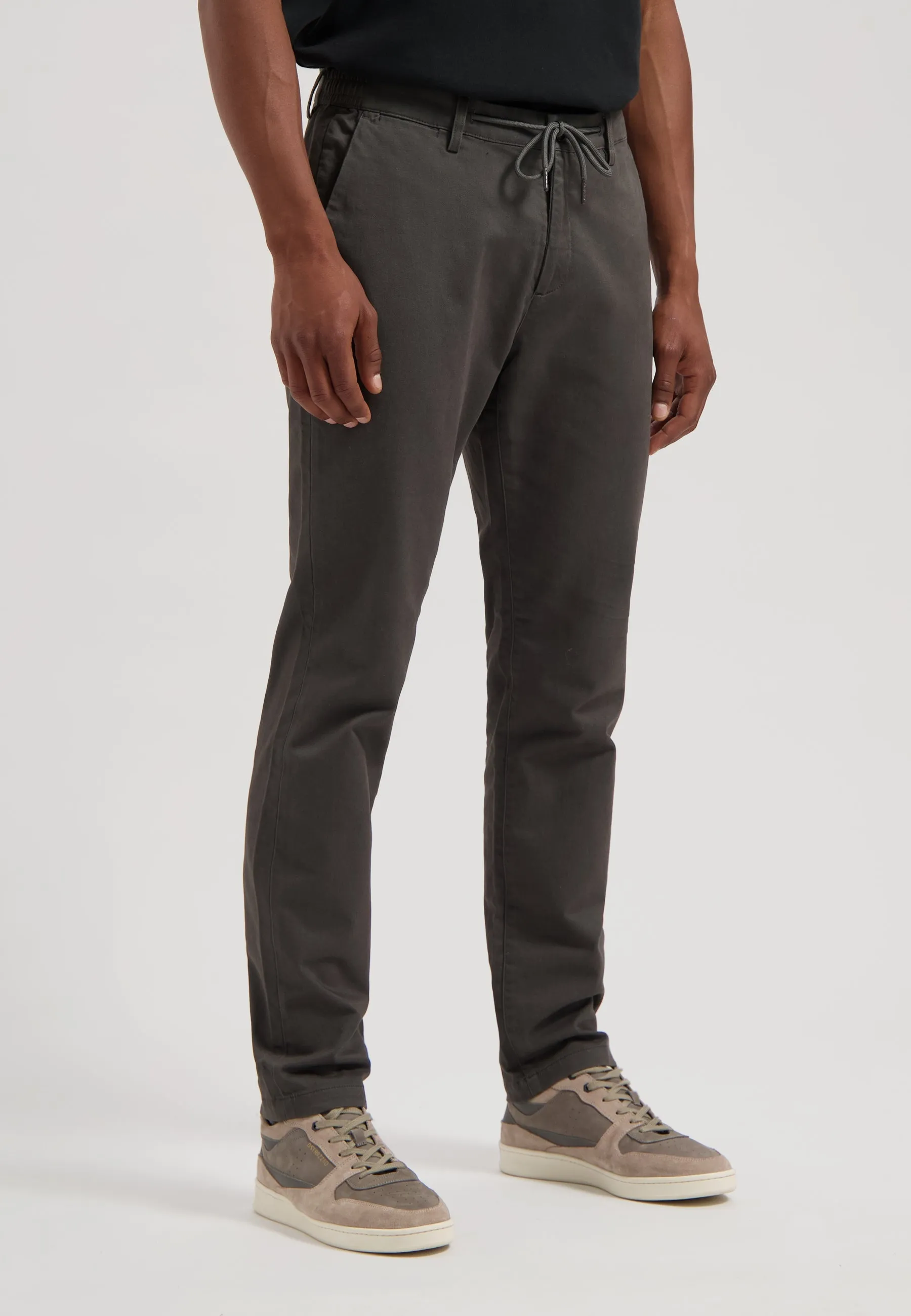 The Lancaster Tapered Jogger Twill Knit